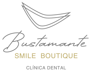 Logo Clínica Dental Esther de Bustamante Smile Boutique